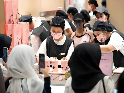 2026中国茶饮出海：万店布局与全球深耕｜新茶饮全球化发展现状、格局与趋势 | product image